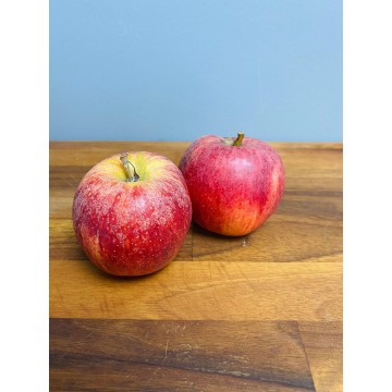 Apples- Royal Gala each